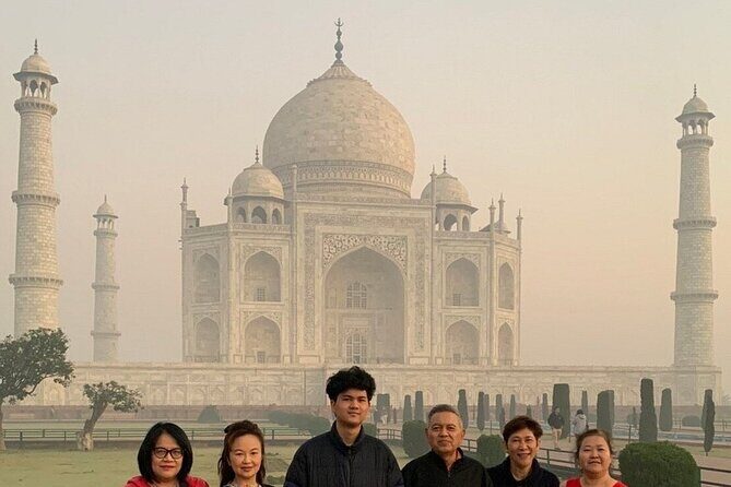 7 Days Private Tour to New Delhi, Agra, and Jaipur - Airport pickup and your first night in Delhi