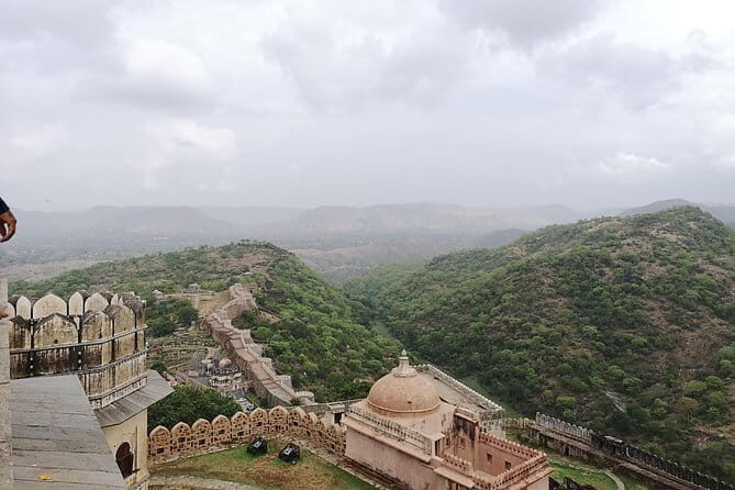 7-Days Rajasthan Tour - Explore Udaipur Jodhpur Pushkar Jaipur - Jaigarh, Nahargarh, and the temple-and-park finish in Jaipur