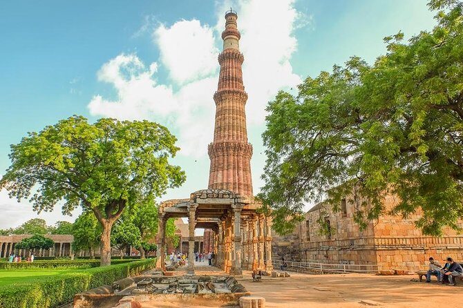8 - Days Private Golden Triangle Tour with Amritsar - Wagah border ceremony: a dramatic finale with clear regional identity