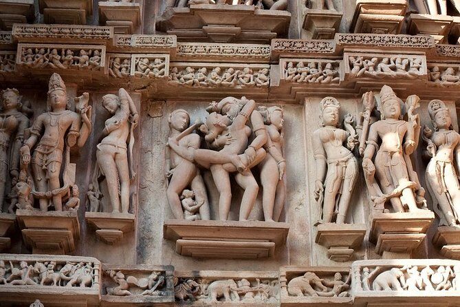 9 - Days Private Golden Triangle Tour with Khajuraho & Varanasi - Jaipur by jeep safari and palaces: Amer Fort plus the Pink City core