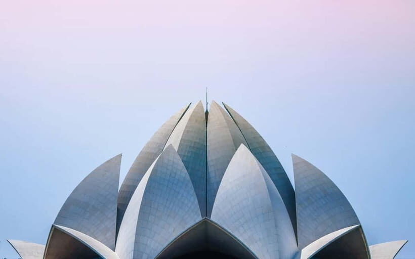 A full-day tour of Old & New Delhi Monument Express Entry - Key highlights that make this tour worth your time