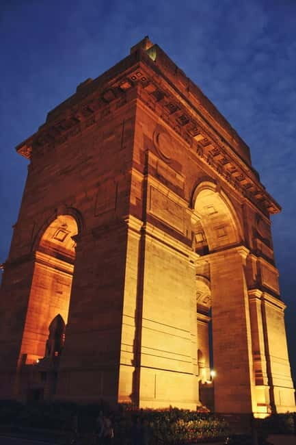 A full-day tour of Old & New Delhi Monument Express Entry - Red Fort: Mughal power in red sandstone