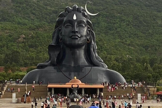 A Spiritual Day Trip to Vidurashwatha, Lepakshi & Adiyogi Statue - Vidurashwatha Naga Temple: cobra energy plus a 1938 memorial