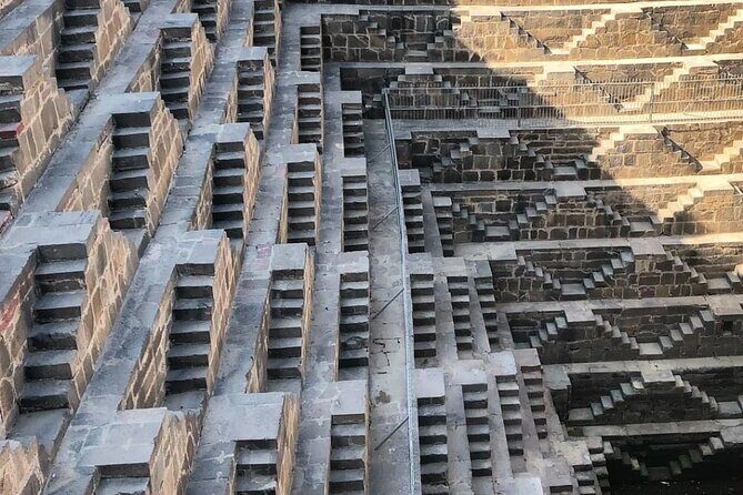 Abhaneri Chand Baori Stepwell Day Trip from Jaipur - Chand Baori Stepwell: Why the Scale Hits You Hard