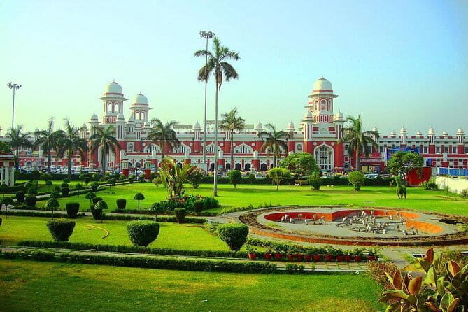 Affordable transfer from Agra to Lucknow - Agra to Lucknow, without the usual chaos