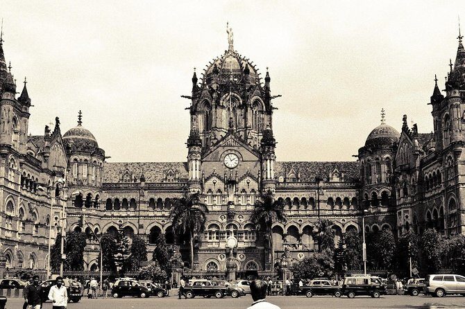Affordable transfer from Mumbai Airport to Pune - Price and Value for a Private Transfer at $28