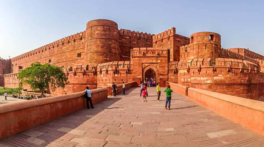 Agra: Agra fort express entry tickets - Agra Fort Express Entry: Why Skipping the Line Changes Your Day
