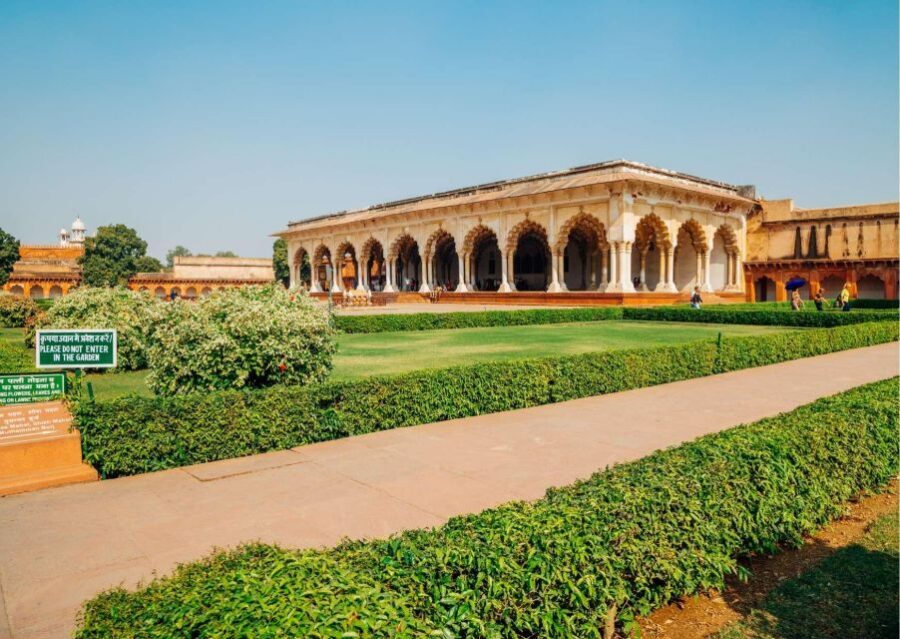 Agra: Agra Fort Skip-the-line ticket with Full Guided Tour - Should you book this Agra Fort skip-the-line tour?