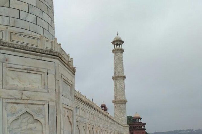 Agra and Jaipur Two days Trip from Delhi by car with Guide - Drive to Jaipur + Hotel Royal Orchid: The Overnight Reset