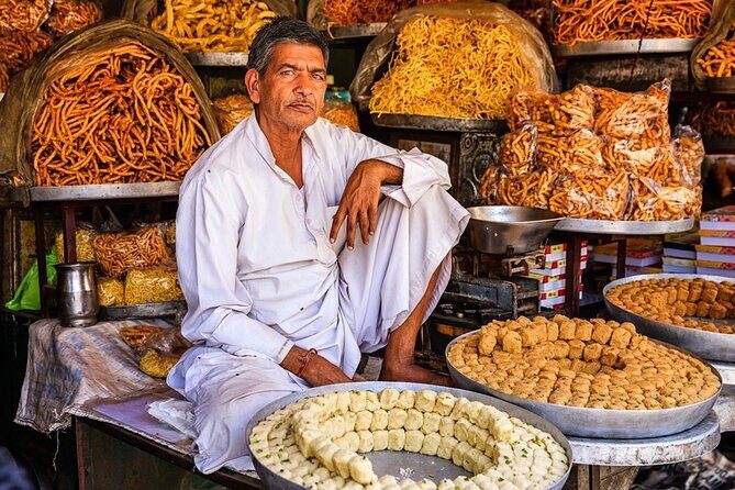 Agra Evening Food Walk & Market Tour with Private Local Guide - The 3-Hour Food Tasting Block: 7 Snacks That Give You a Real Spread