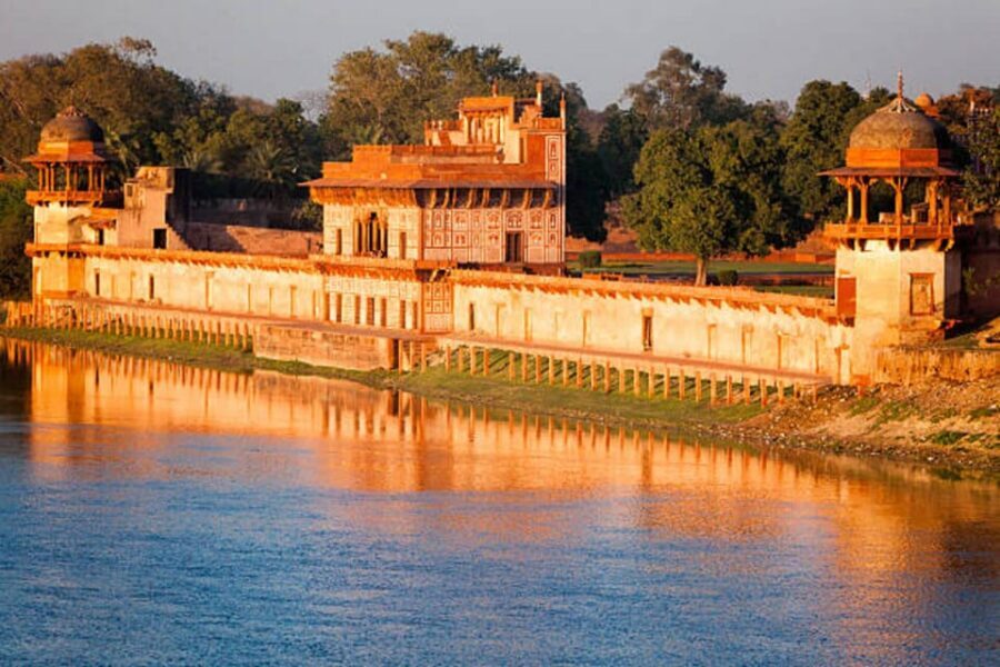 Agra fort, Baby Taj & Mehtab Bagh Express Ticket With Option - Your one-day flow: Agra Fort, Baby Taj, and Mehtab Bagh