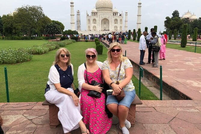 Agra Full Day City Tour with Walking Tour at Spice Market - Comfort and Logistics: AC Car, English Driver, and a Private Group Pace