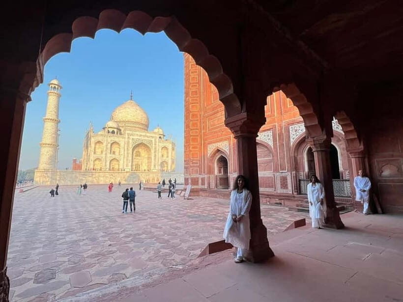 Agra: Guided City Tour Taj Mahal Agra Fort & Baby Taj by Car - The big idea: Taj Mahal, Fort, Baby Taj, and sunset in one run