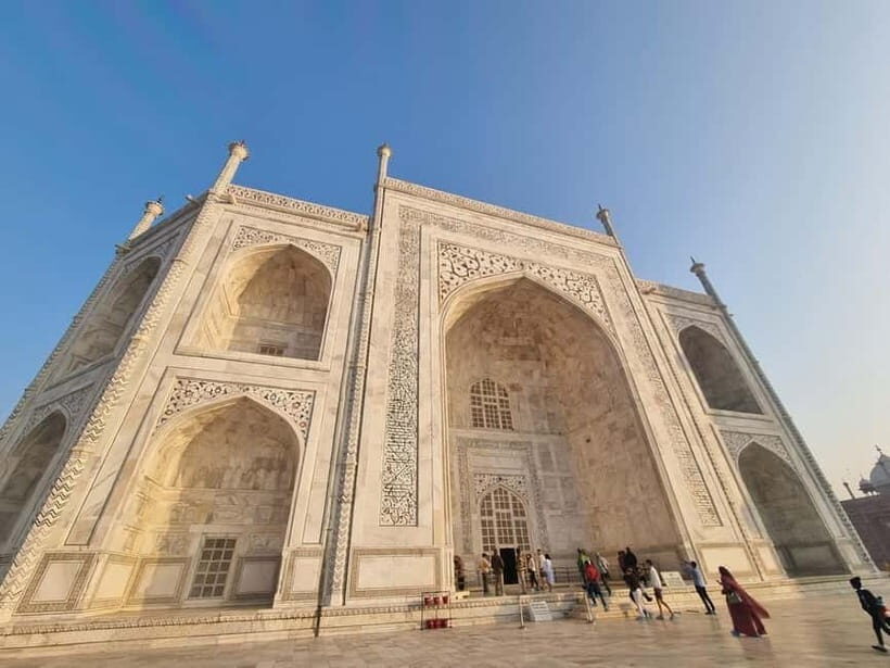 Agra: Guided City Tour Taj Mahal Agra Fort & Baby Taj by Car - The lunch break: optional Indian food without derailing your schedule