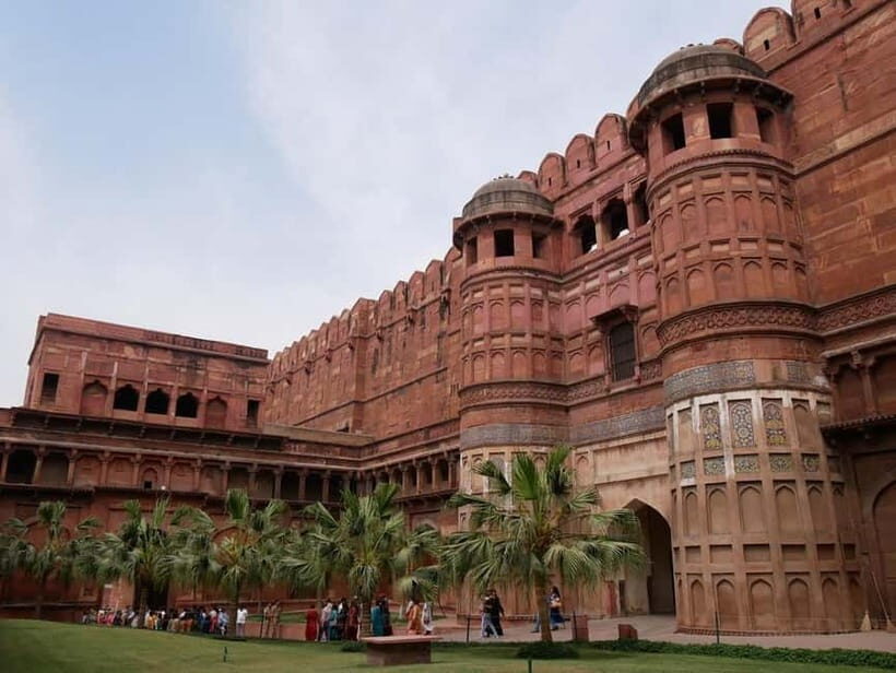 Agra: Guided City Tour Taj Mahal Agra Fort & Baby Taj by Car - Mehtab Bagh sunset: a tidy ending with strong visual payoff