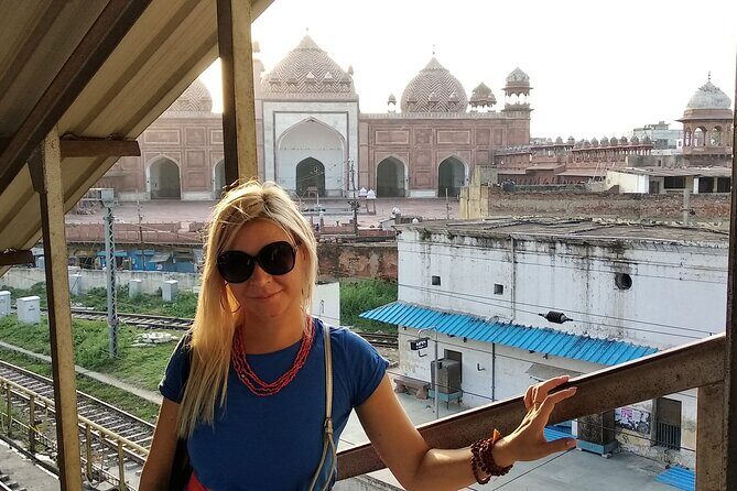 Agra Heritage Walk with Food Tour - Stop 1: Jama Masjid and the old market lanes that shape Agra