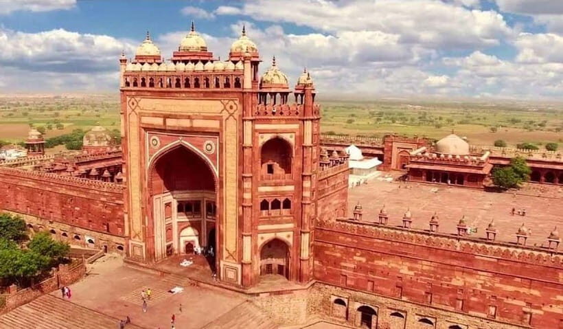 Agra Local Sightseeing with Sunrise or Sunset Experience - Entering the Taj Mahal fast: what skip-the-line really buys you