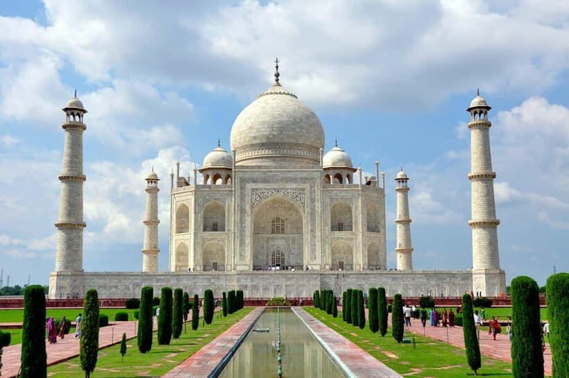 Agra: Private Sightseeing Half-Day Tour with Guide by Car - Agra Fort: the Mughal power base behind the marble