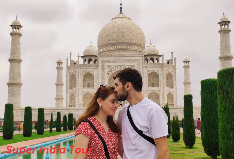 Agra: Private Taj Mahal and Agra Day Tour with Transfer - Agra Fort walkthrough: how the route shows Mughal power
