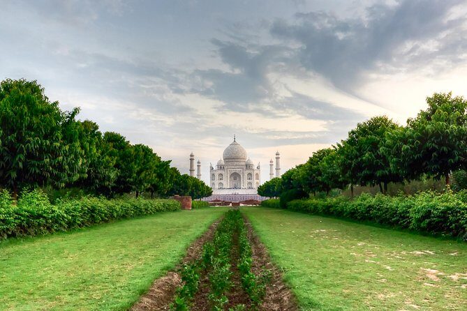 Agra Sightseeing Tour - Price and value: what $33 per person really means