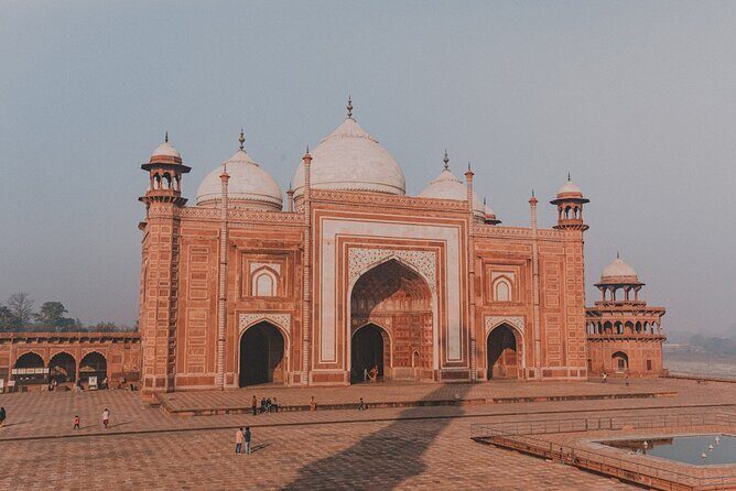 Agra: Skip The Line Sunrise Taj Mahal Private Guided Day Trip - Time, duration, and group size: what “private” means on the ground