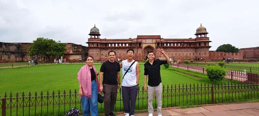 Agra: Skip-the-line Taj Mahal, Agra Fort & Baby Taj Day Tour - How Your Licensed Guide Changes the Whole Visit