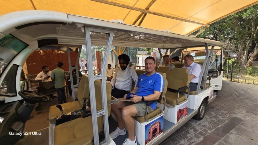Agra: Skip the Line Taj Mahal & Agra Fort Guided Tour - AC Transport From Delhi NCR: Why the Ride Matters as Much as the Sights