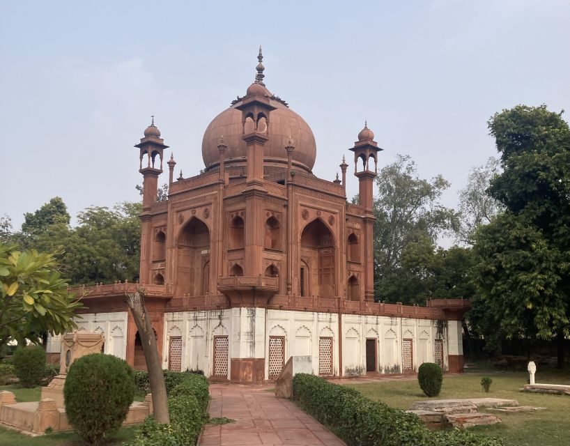 Agra: Skip-The-Line Taj Mahal & Agra Private Tour By Car - Why this Taj Mahal + Agra Fort tour is a smart use of your time