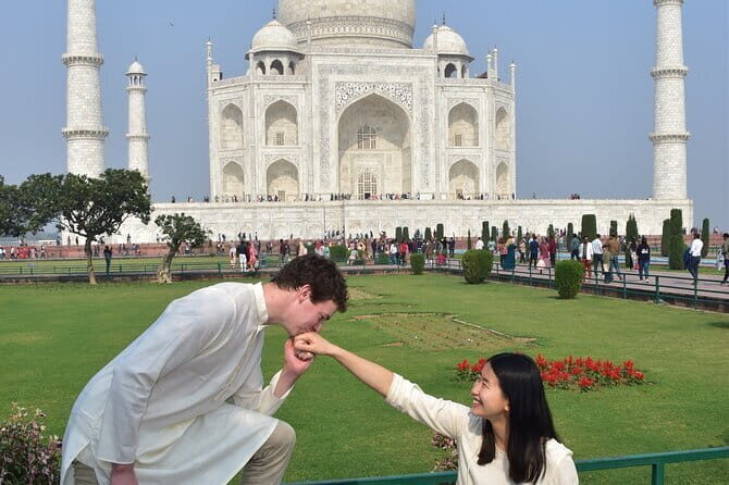 Agra: Skip-the-Line Taj Mahal and Agra Fort Tour - All Inclusive - Food, Water, and the Included Comforts That Actually Matter