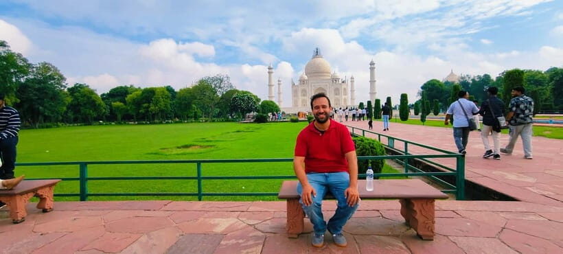 Agra: Taj Mahal, Agra Fort & Fatehpur Sikri Guided Tour - Price and Logistics: What $17 Buys You