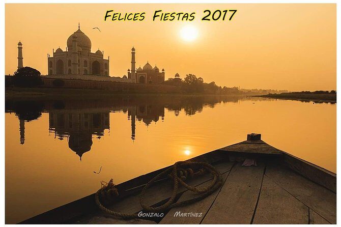 Agra Taj Mahal All Inclusive Tour by Gatimaan Express Train - Return train to Delhi: dinner on board and the end of the clock