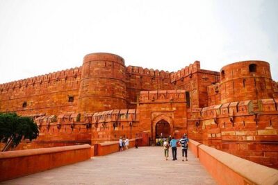 Agra: Taj Mahal and Mausoleum Guided Tour with Skip-the-Line - Hotel Pickup and Private Car: Comfort Matters in Agra