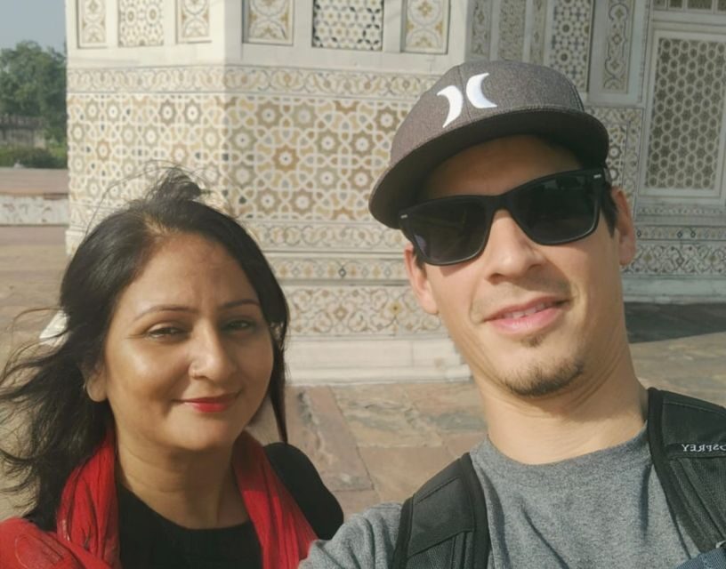Agra: Taj Mahal Entry Tickets with optional Licensed Guide - Pacing that works: asking questions and taking photos without stress