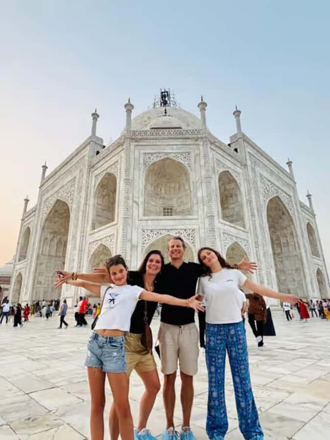 Agra: Taj Mahal Guided Tour with Fast Track Entry - A Private Guide at the Taj Mahal: What You Learn Beyond the Postcard