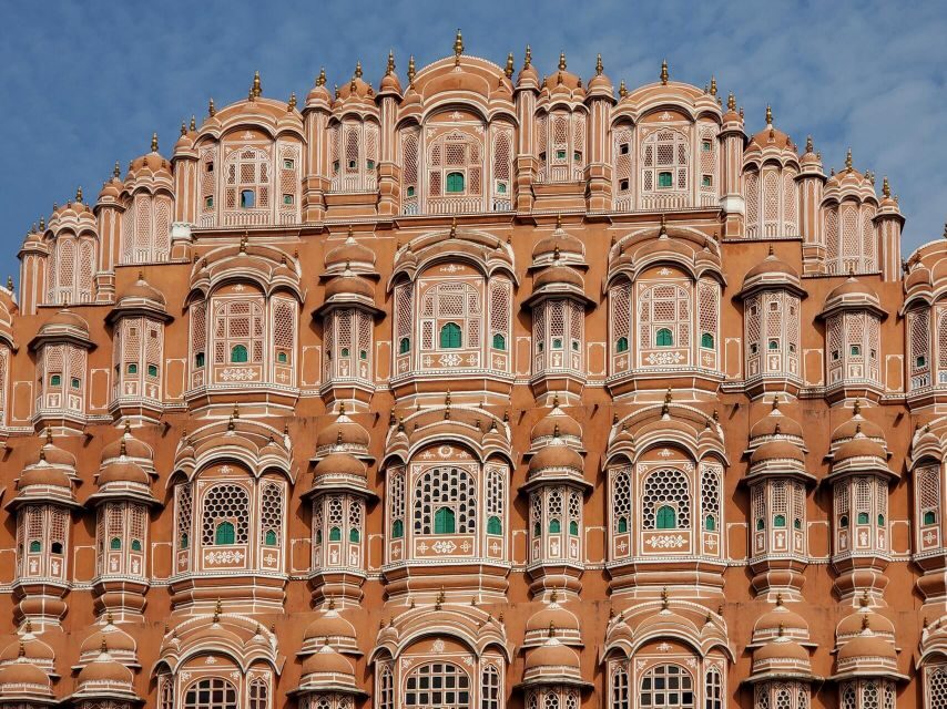 Agra: Taj Mahal Guided Tour with Photography & Rental Saree - Private car + fast-track entry: how you actually save time