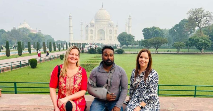 Agra : Taj Mahal & Mausoleum Tour With Skip-the-Line Entry - A realistic look at the 2.5-hour flow inside the Taj