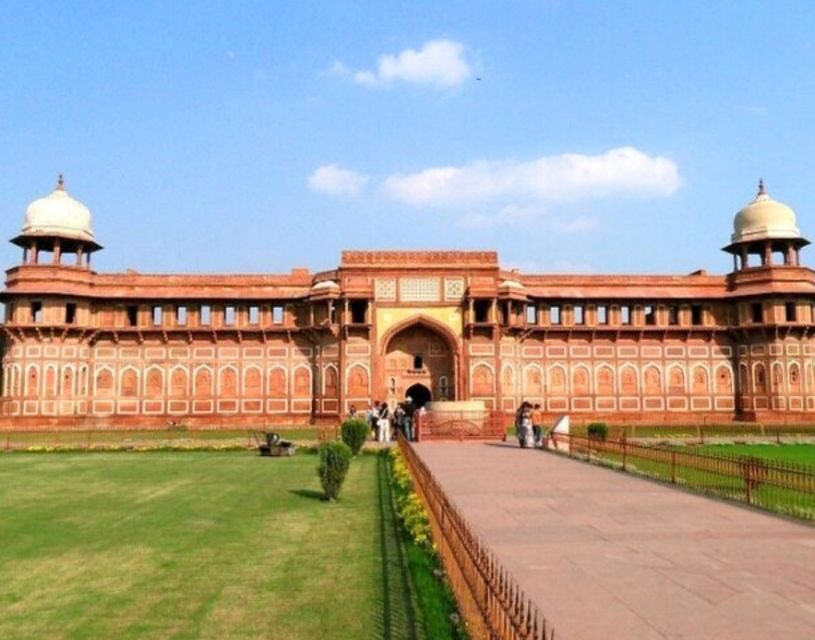 Agra: Taj Mahal Private Tour with Agra Fort & Fatehpur Sikri - Language support: great when you want the story, not just the sights