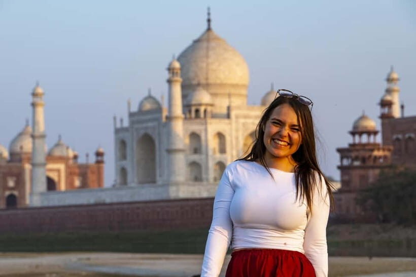 Agra: Taj Mahal Sunrise & Agra Fort Guided Tour Options - Taj Mahal with a guide: what you’ll actually pay attention to