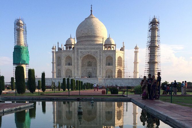 Agra Taj Mahal Sunrise Visit from Delhi by Private Car with Guide - Who this tour suits best