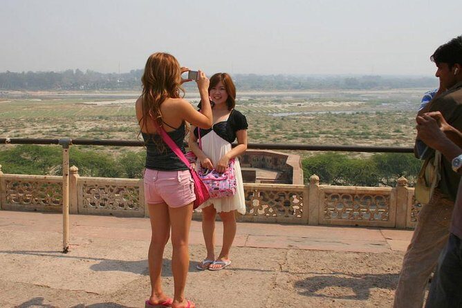 Agra Taj Mahal Tour in Same Day Returns - Practical Tips for a Smooth Same-Day Run