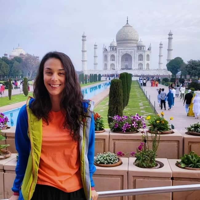 Agra : Taj Mahal tour with guide - Skip-the-Line Entry at Taj Mahal East Gate