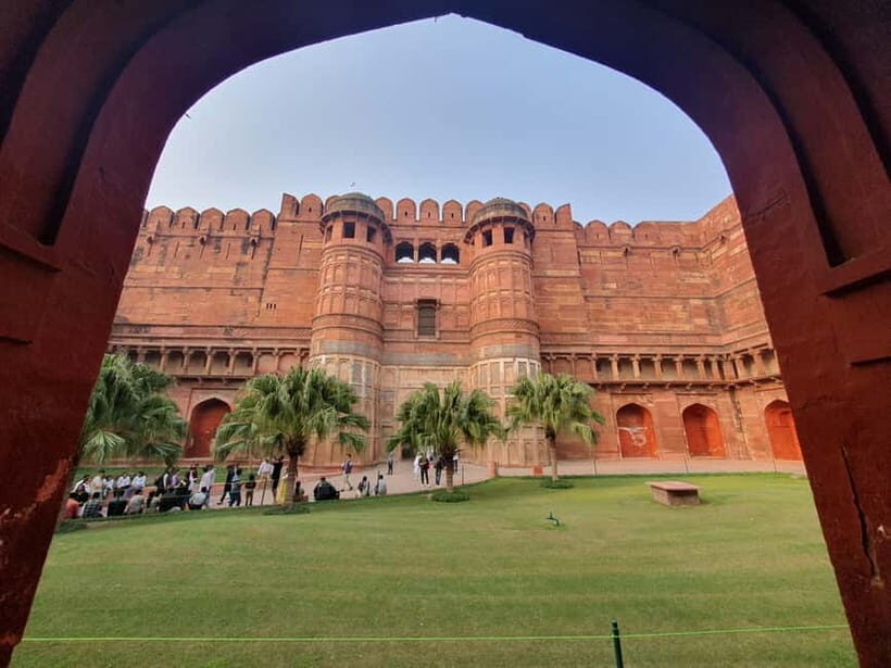 Agra: Taj Mahal Vip tickets with Professional Photographer - Who should book this Taj Mahal VIP + photographer tour