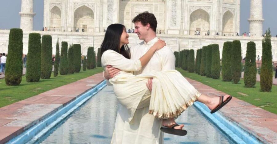 Agra:Taj Mahal Skip-The-Line Guided Tour with Breakfast - Skipping the Queue at the Taj Mahal: Time You Can Spend Looking