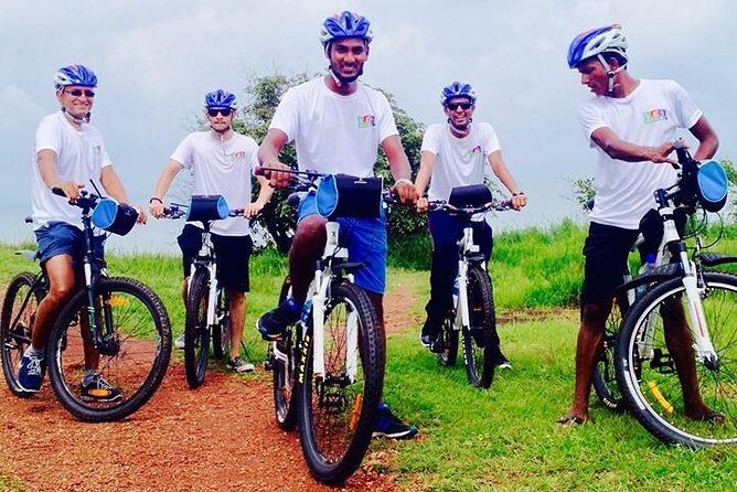 Aguada Hill Cycling Tour from Nerul - Entering North Goa by bike: why this feels more real