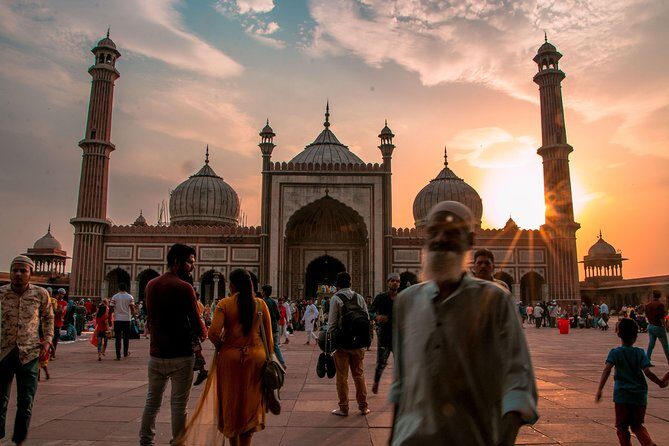 Airport Pickup One Night Hotel & Delhi Sightseeing - Why This One-Night Delhi Setup Works for Short Trips