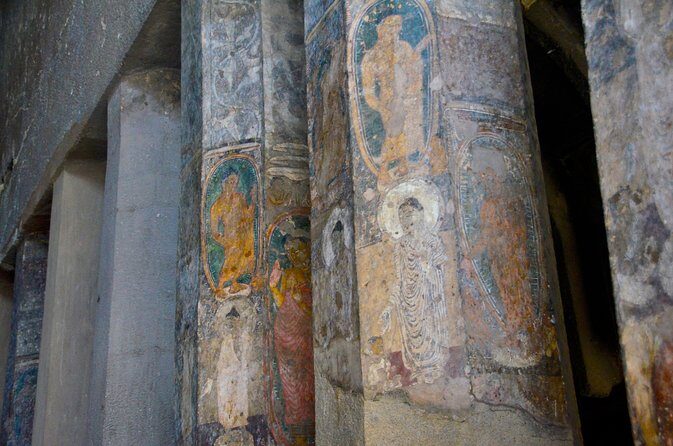 Ajanta & Ellora Caves, Aurangabad and Lonar Meteor Lake, 6 days from Mumbai - Nashik wine tasting at Sula Vineyards: a calm ending after big monuments
