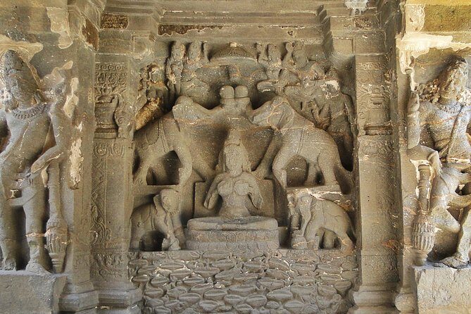 Ajanta & Ellora Combined Tour in a day from Aurangabad - Ajanta Caves: shuttle, timing, and ticket reality