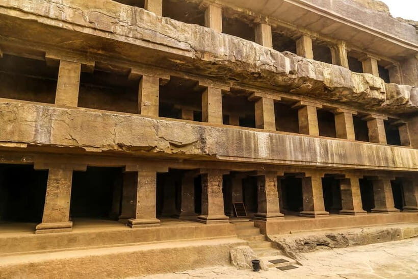 Ajanta & Ellora : Day Tour from Mumbai with Flight Tickets - Ellora Caves: A Monolithic Marvel Plus a Whole Site of Faiths