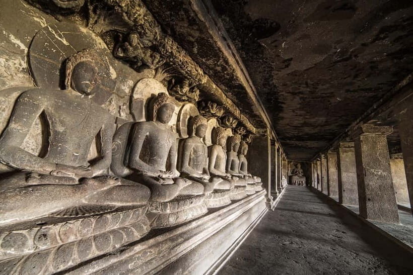 Ajanta & Ellora : Day Tour from Mumbai with Flight Tickets - Getting Around: Private/Small Group Comfort and an Air-Conditioned Vehicle