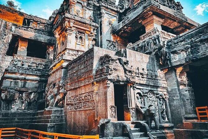 Ajanta Ellora Tour Package in Air Condition Vehicle with Driver - Day 1 in Practice: Ajanta Caves Timing and Shuttle Setup
